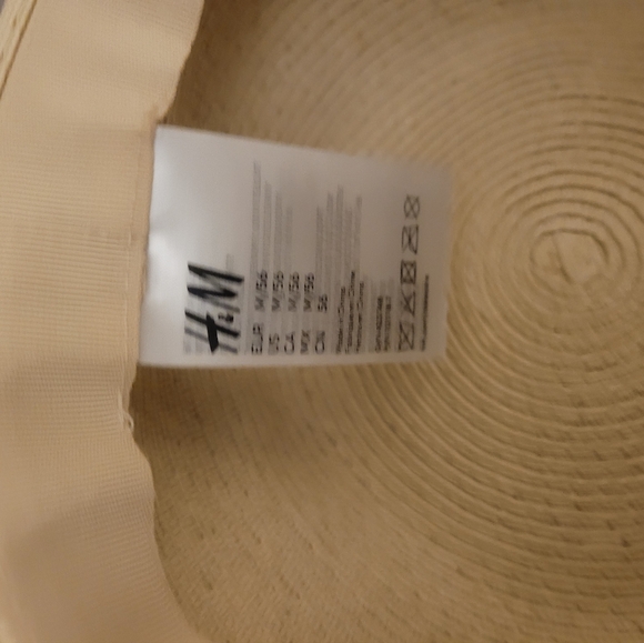 H&M Sun Beach Hat - Picture 2 of 3